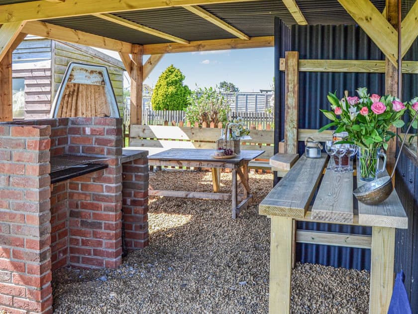 Outdoor area | The Shanty, Walcott