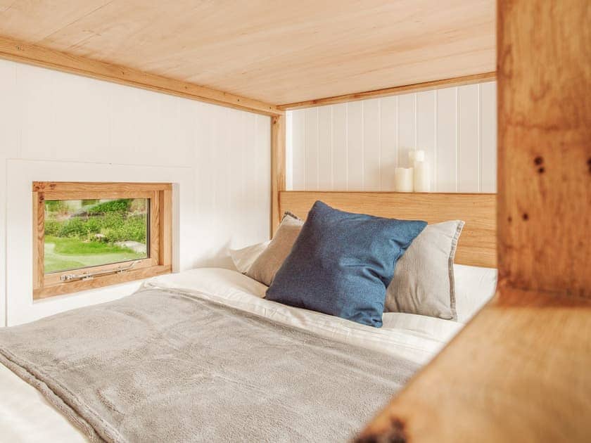 Samlesbury Hall Huts - Samlesbury Hall Glamping, Preston