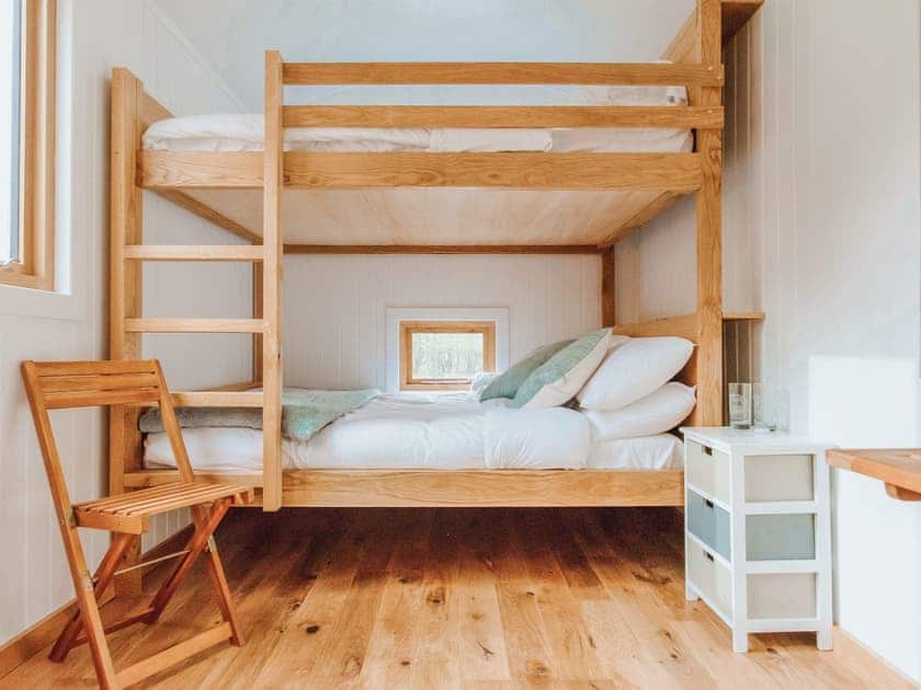 Samlesbury Hall Huts - Samlesbury Hall Glamping, Preston