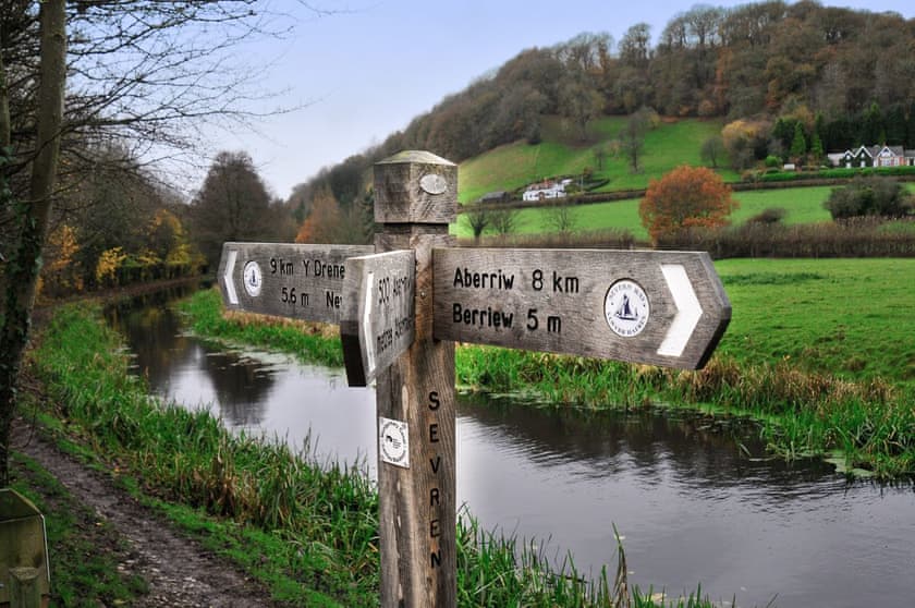 Barn Owl Lodge - Bechan Retreats, Newtown