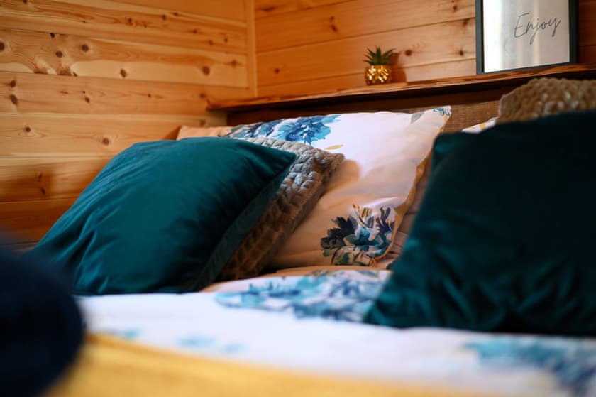 Cledan Cabin - Cwmllwyd Getaways, Newtown