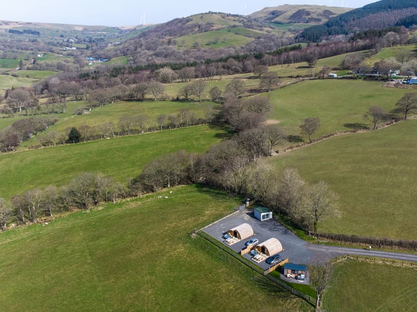 Cledan Cabin - Cwmllwyd Getaways, Newtown