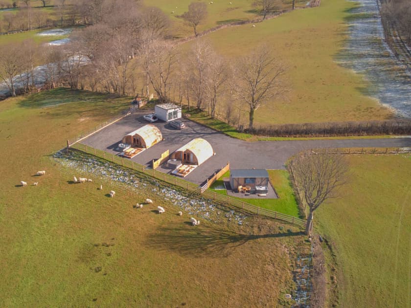 Cledan Cabin - Cwmllwyd Getaways, Newtown