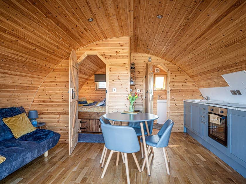 Cerniog Cabin - Cwmllwyd Getaways, Newtown