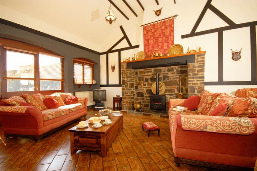 Burton Ferry Holiday Cottages Trinity Lodge in Burton, nr Milford