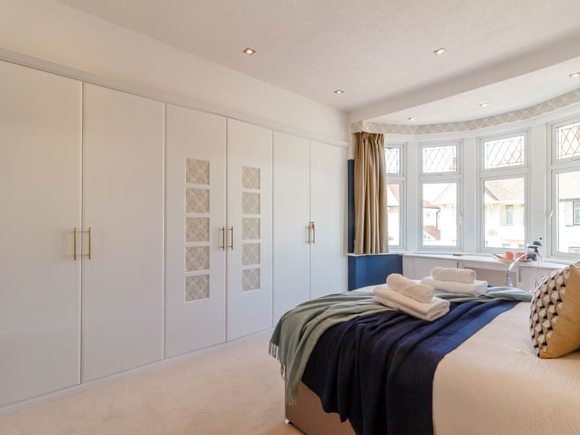 Double bedroom | Court House, Porthcawl