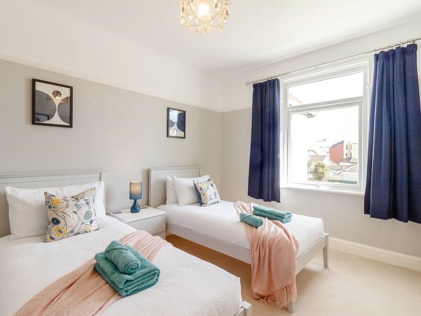 Twin bedroom | Court House, Porthcawl