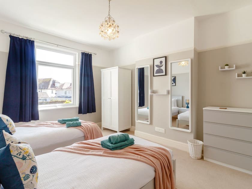 Twin bedroom | Court House, Porthcawl