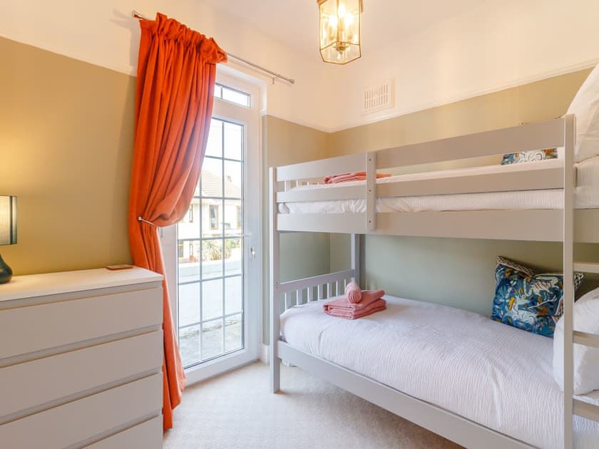 Bunk bedroom | Court House, Porthcawl