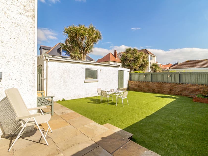 Garden | Court House, Porthcawl
