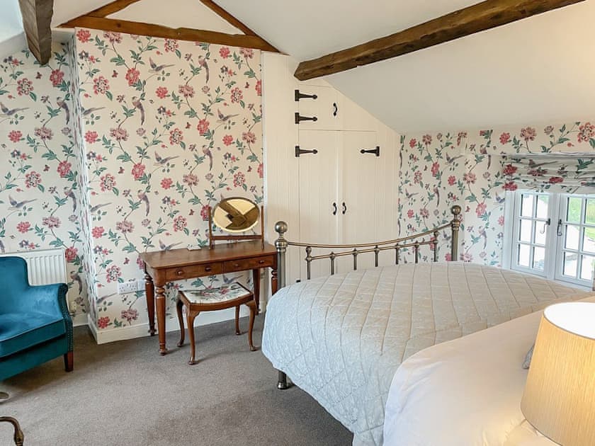 Master bedroom | Sandfold Farm, Bowness on Windermere