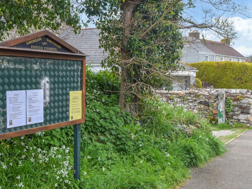 Surrounding area | Bee Cottage, Hayle