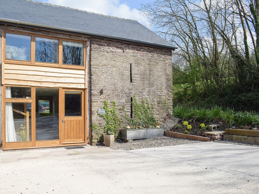 Parking | Horsecroft - East View Farm, Westbrook
