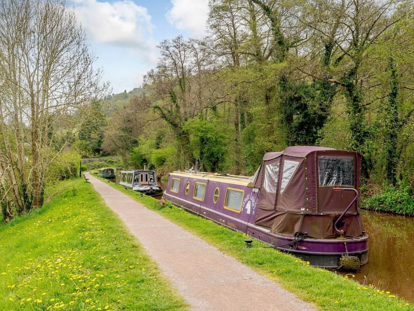 Surrounding area | Ty Afon, Talybont on Usk