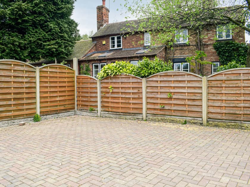 Parking | Woodcarver’s Cottage, Spring Village