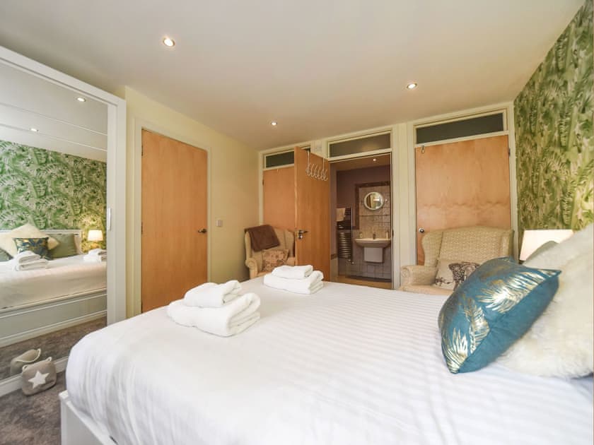 Double bedroom | Coach House Mews, Matlock Bath