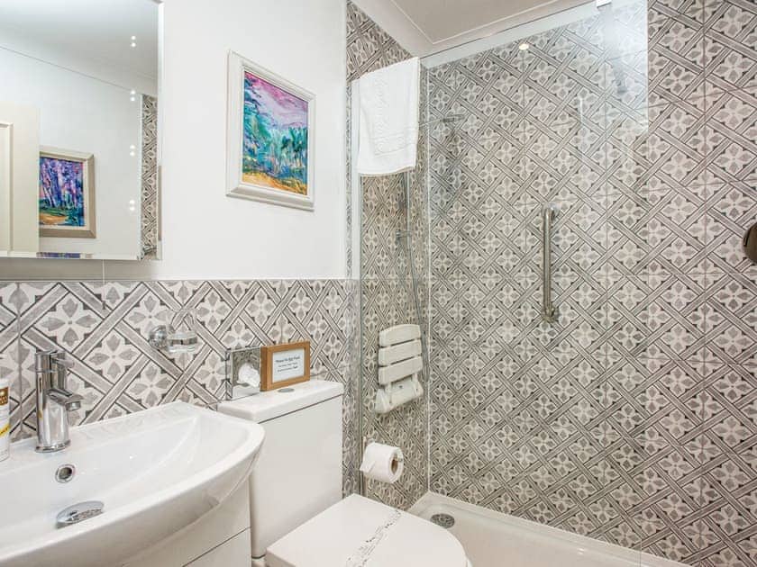 Shower room | Apartment 2 Muntham, Torquay