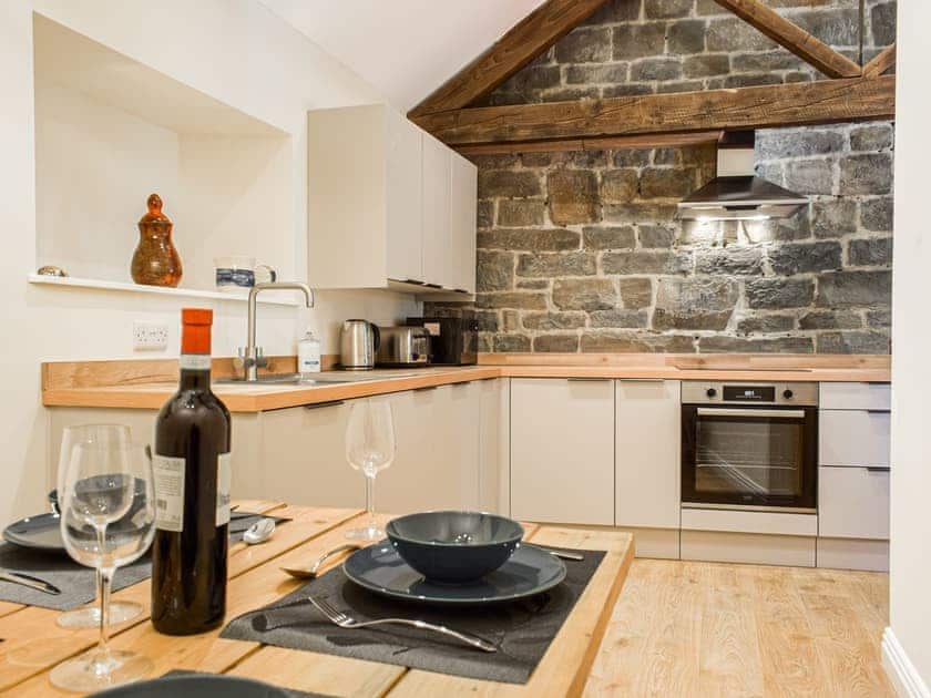 Kitchen/diner | Wheelwright Cottage, Clunbury