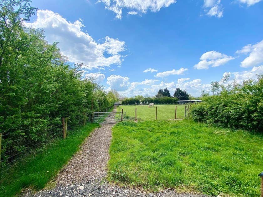 Surrounding area | Chelworth Shepherds Huts , Cricklade