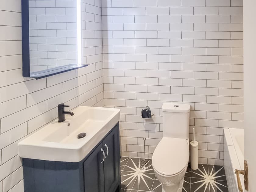 Bathroom | Kelvin House, Grassington, near Skipton