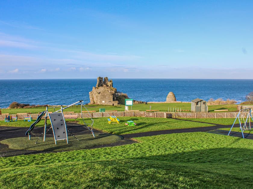 Surrounding area | Mainslea, Dunure