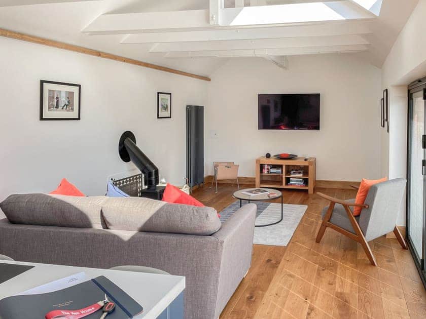 Open plan living space | The Hen House, Goodwood