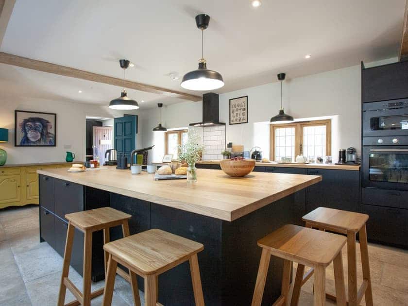 Kitchen area | Keepers Lodge, Knowstone