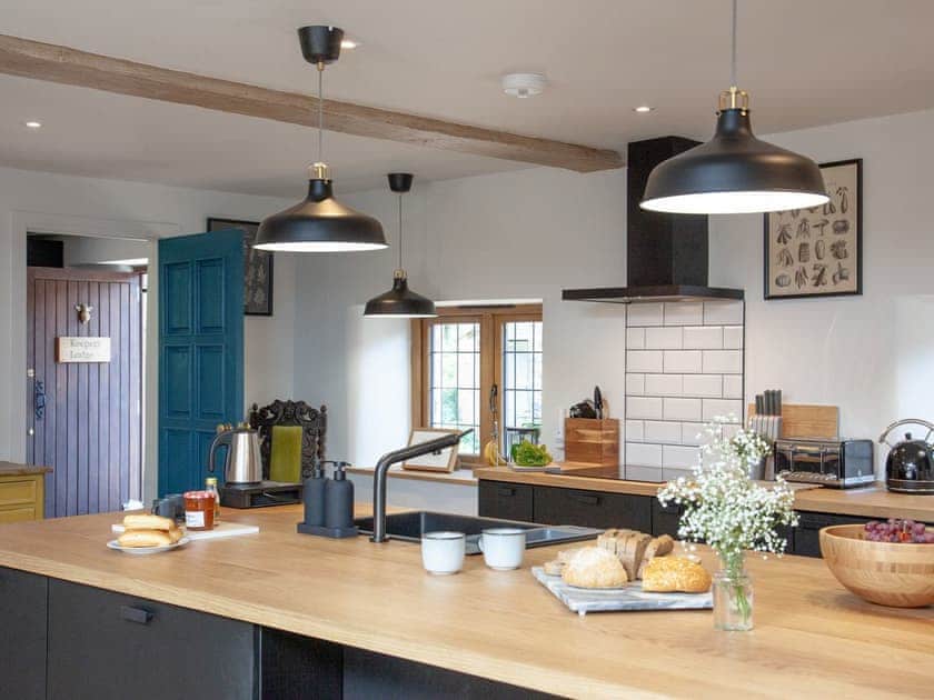 Kitchen area | Keepers Lodge, Knowstone