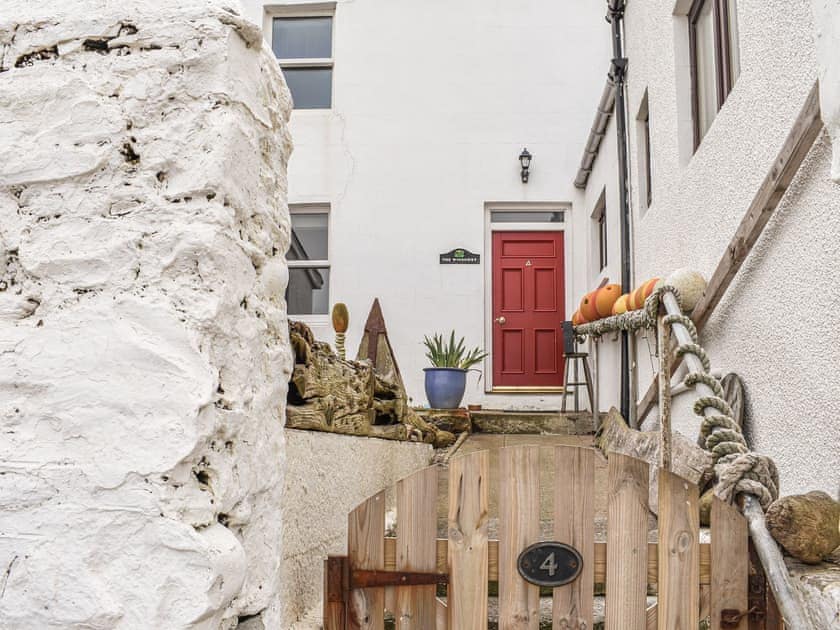 Exterior | The Windowky, Gardenstown