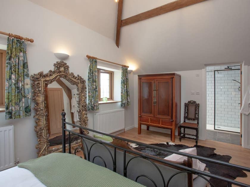 Master bedroom | Keepers Lodge, Knowstone