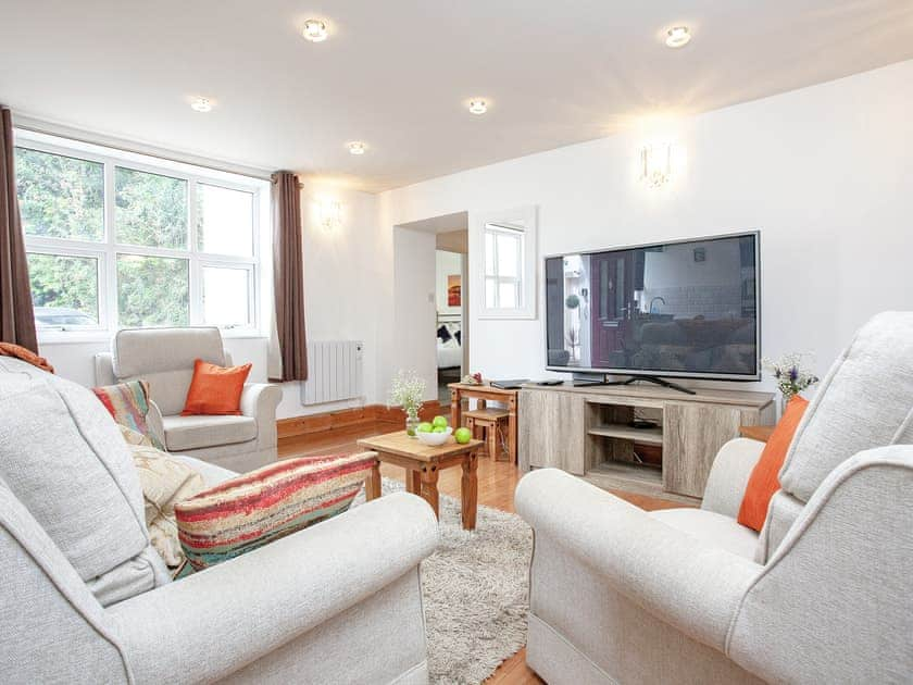 Living area | Lower Stables Apartment - Meadfoot Bay, South Devon