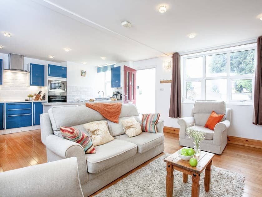 Open plan living space | Lower Stables Apartment - Meadfoot Bay, South Devon