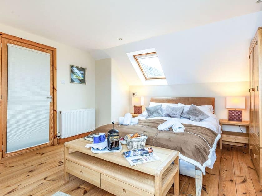 Master bedroom | Longa House, Gairloch