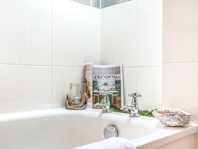En-suite | Longa House, Gairloch