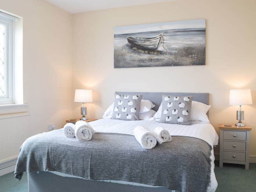 Double bedroom | Princes Gate Cottage, Princes Gate