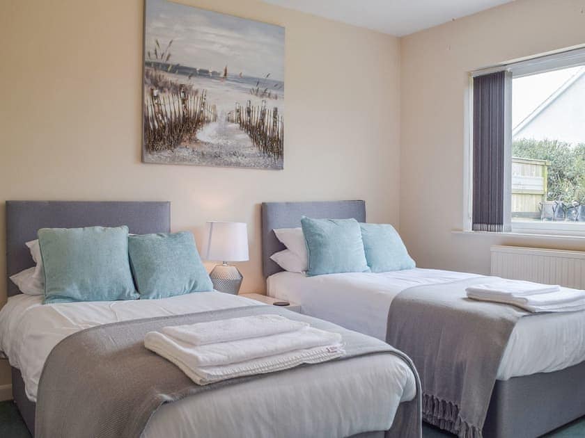 Twin bedroom | Princes Gate Cottage, Princes Gate
