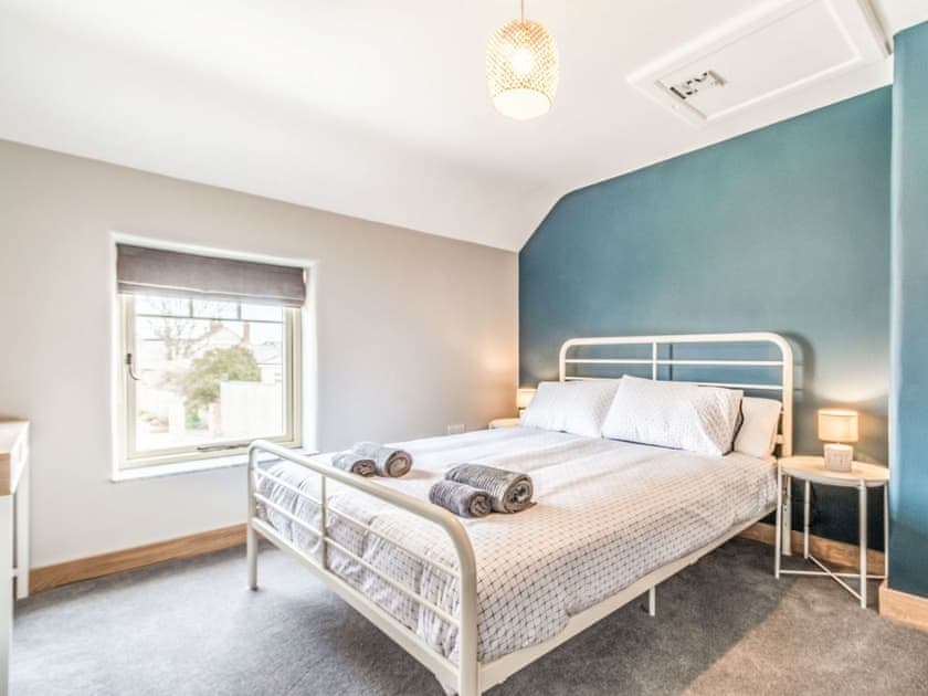 Double bedroom | Reed Cottage - Manor Farm Cottages, Flixton, near Filey