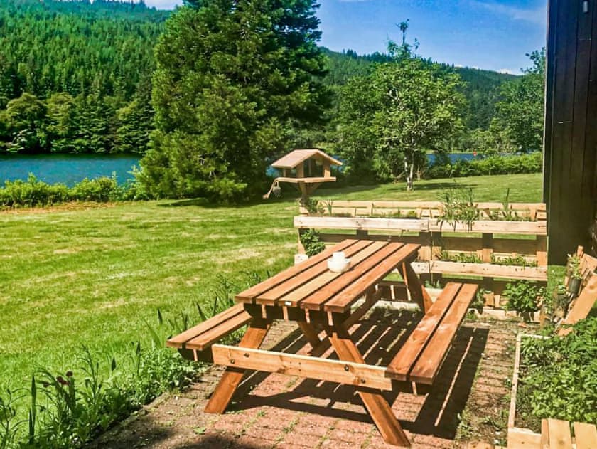 Sitting-out-area | Lodge 6 - Great Glen Lodges, South Laggan
