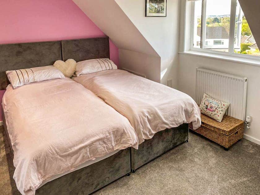 Twin bedroom | Woodland View, Christchurch