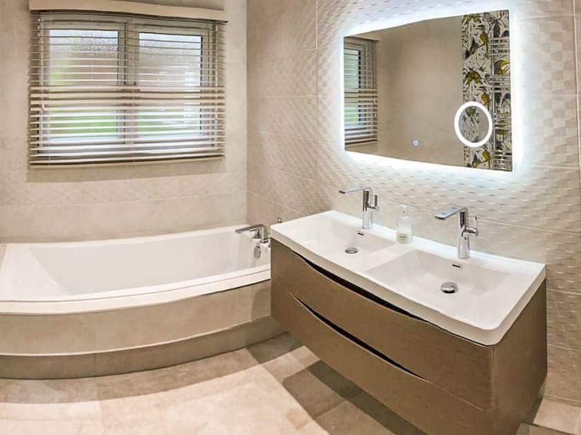 Bathroom | Woodland View, Christchurch