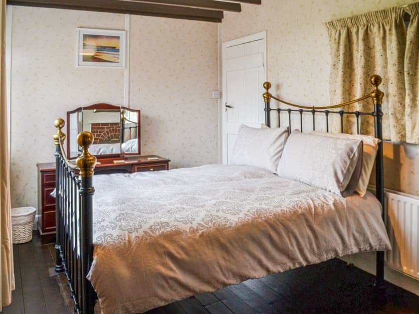 Double bedroom | Oakwell Farm, Huttoft
