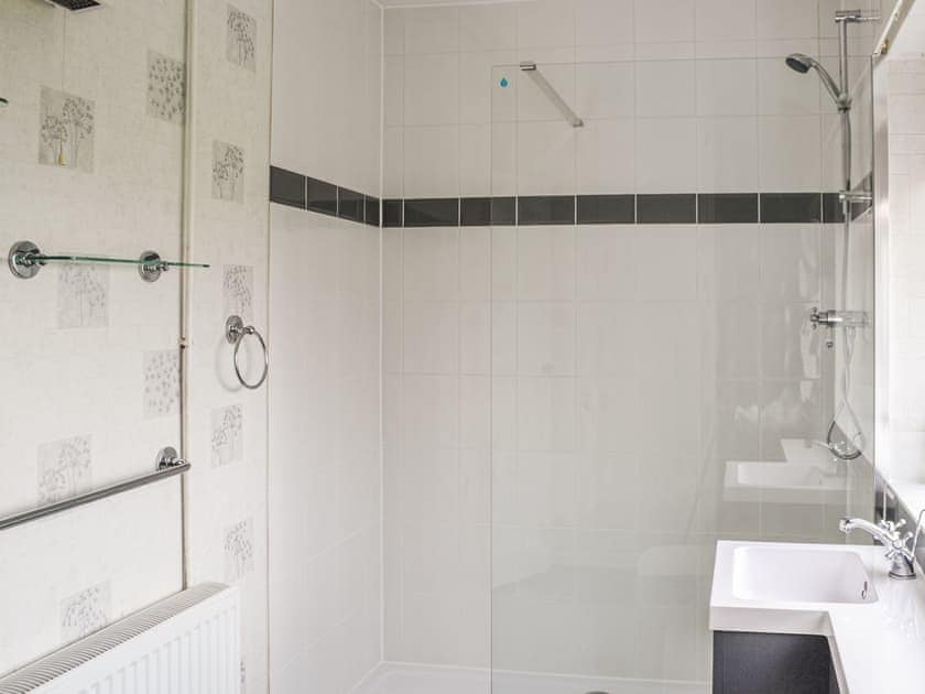 Shower room | Oakwell Farm, Huttoft