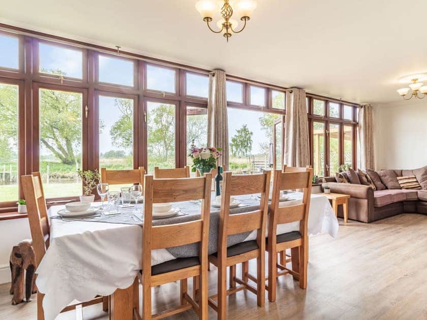 Dining room | Riversdelle, Beccles