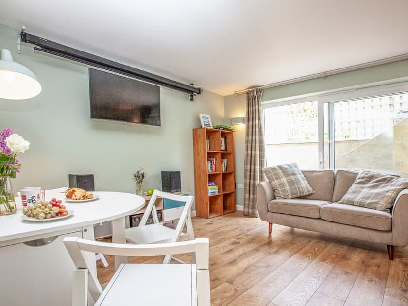 Living room/dining room | Driftwood Cottage, Brixham
