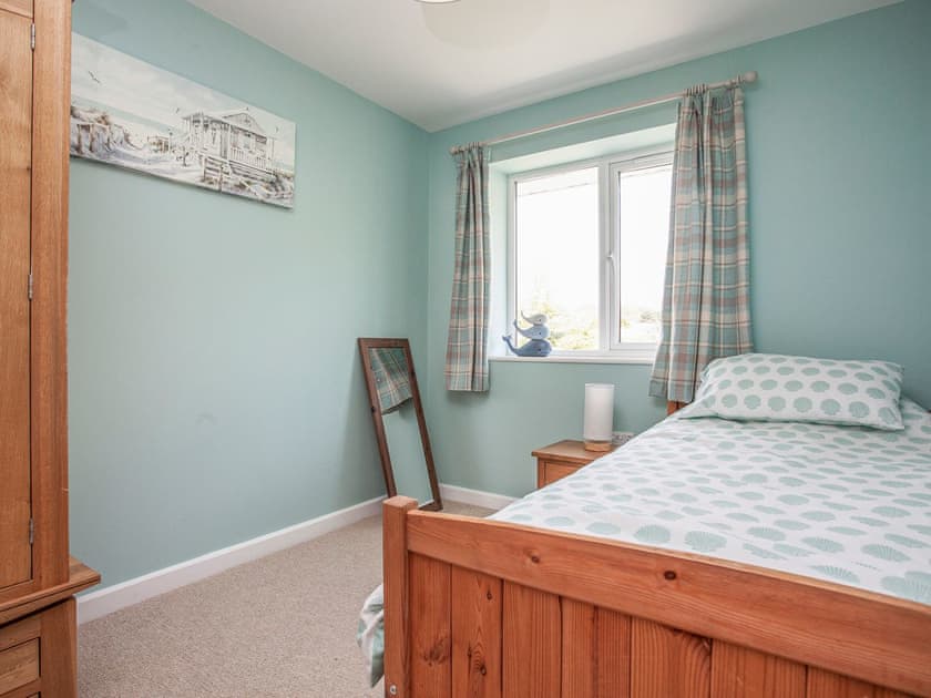 Single bedroom | Driftwood Cottage, Brixham