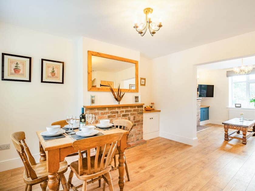 Dining room | Stonegarth, Snitterby