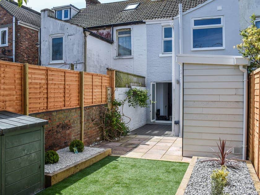 Garden | Violet Bay, Weymouth