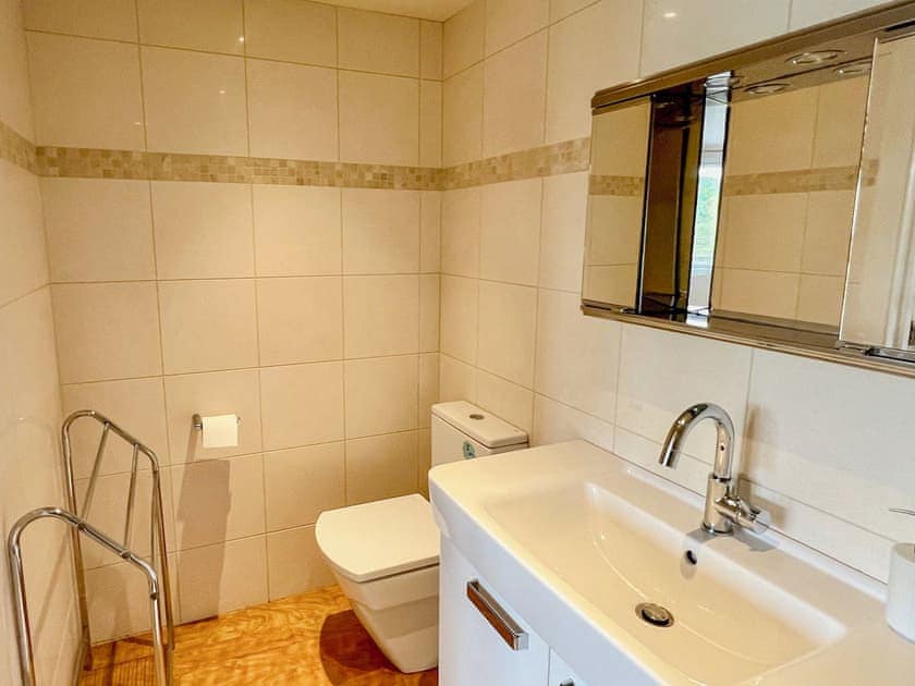 Shower room | Kingfishers, Christchurch