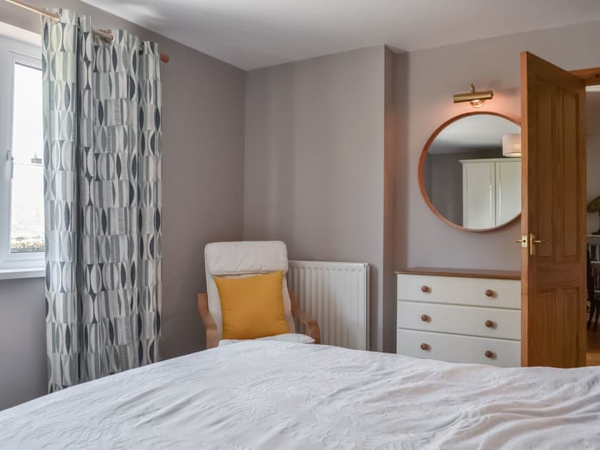 Double bedroom | Pippin Howe, Seaton