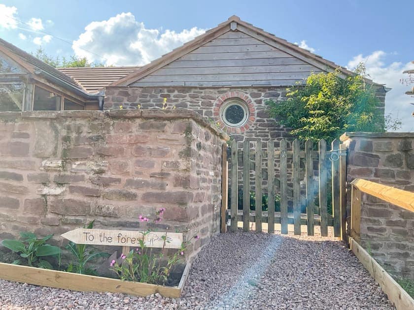 Exterior | Appletree Barn, Blakeney